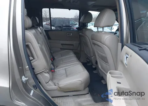 2011 Honda Pilot Touring from USA, damaged, VIN 5FNYF4H93BB061942